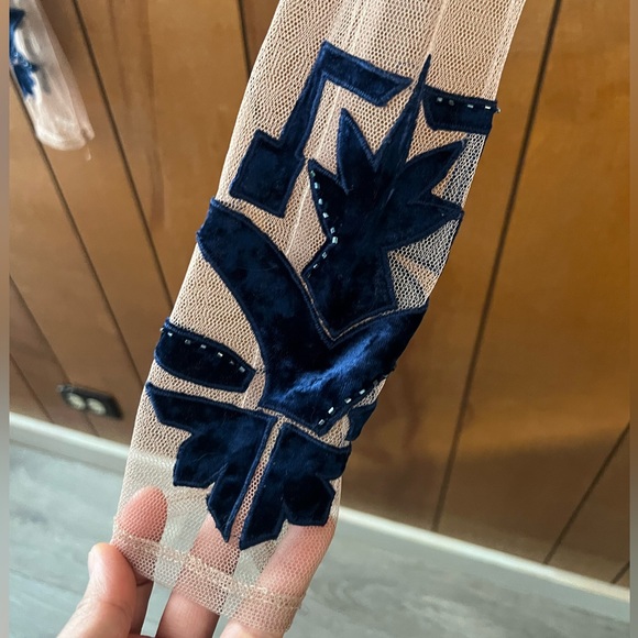 Rare For Love and Lemons FL&L Vienna Velvet Lace Sheer Crop Top XS - Picture 9 of 15